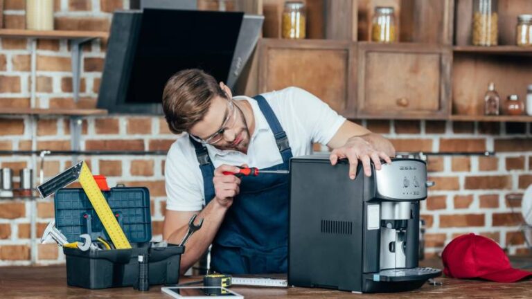 9 مشکل رایج لوازم خانگی برقی و راه‌حل‌های ساده برای رفع آن‌ها